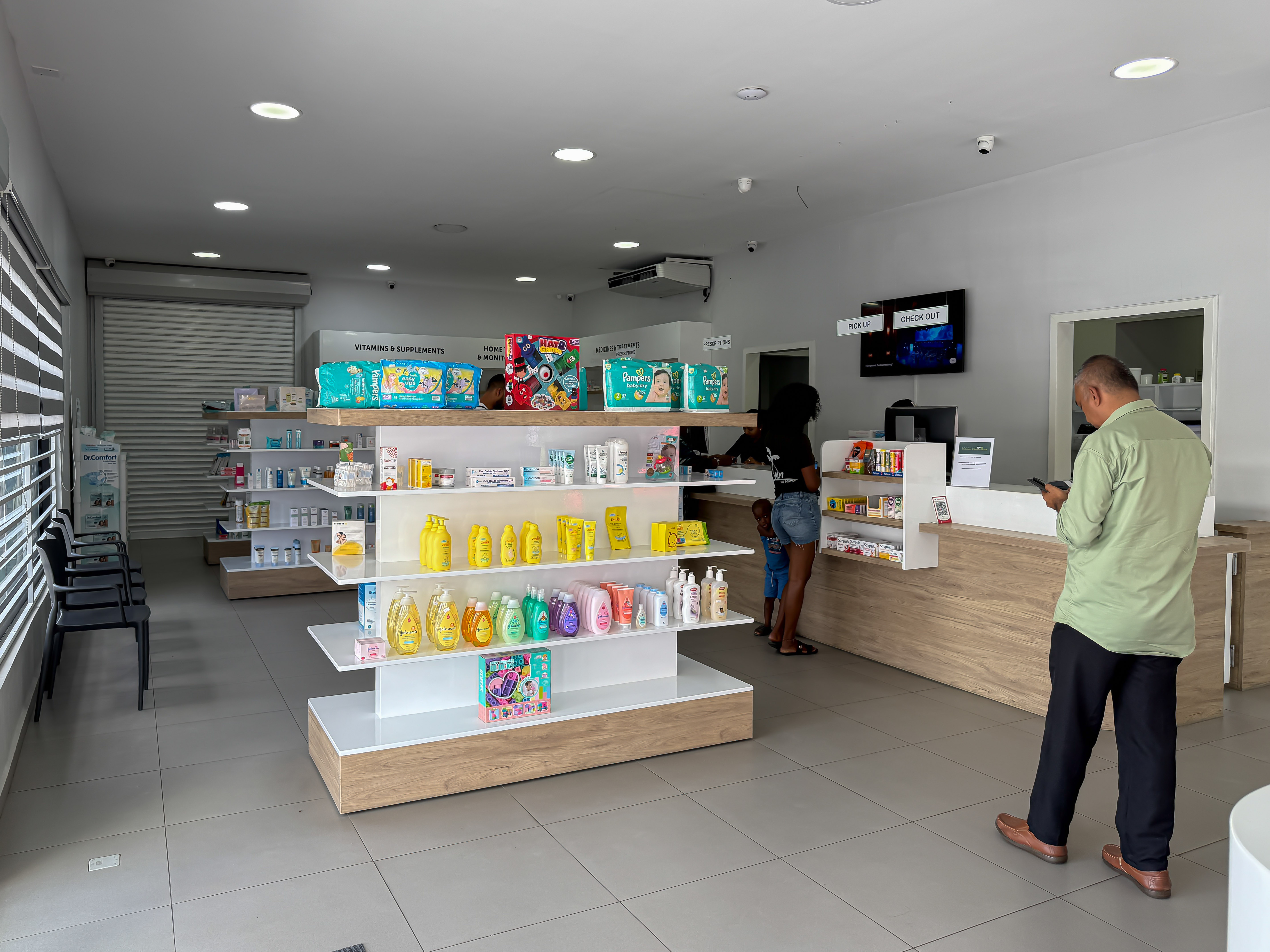 Apotheek Mac Donald Interior